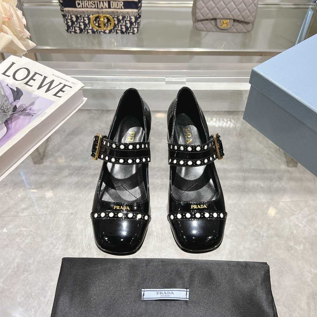 Prada Patent Leather Mary Jane Pumps - DesignerGu