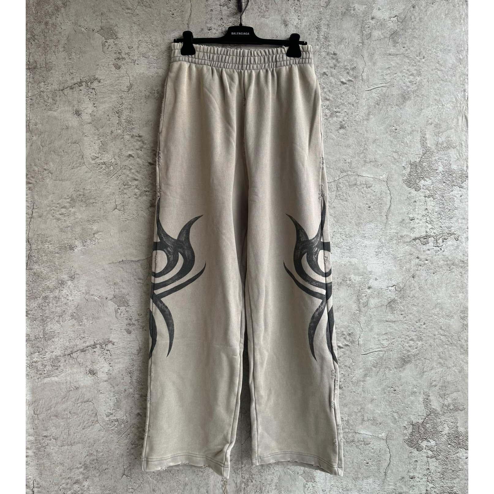 Balenciaga Y2K Baggy Sweatpants In Light Beige - DesignerGu