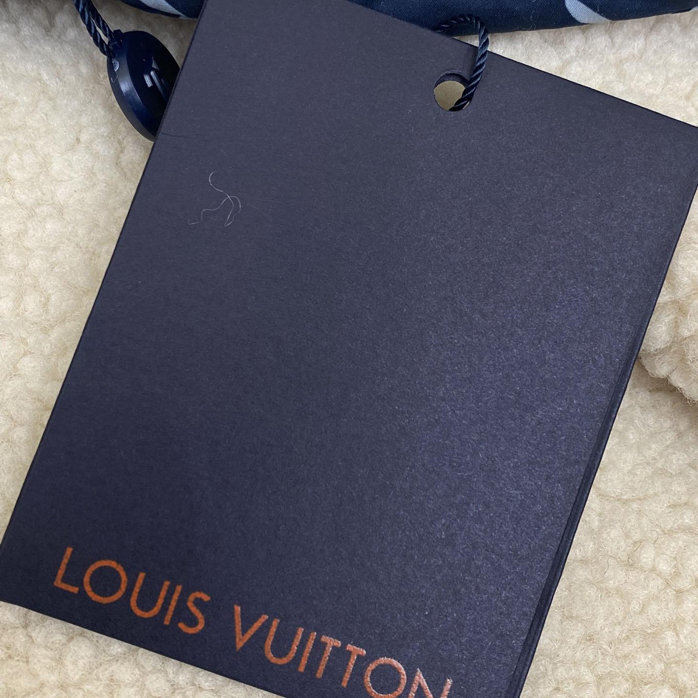 Louis Vuitton Reversible Nylon And Fleece Windbreaker - DesignerGu