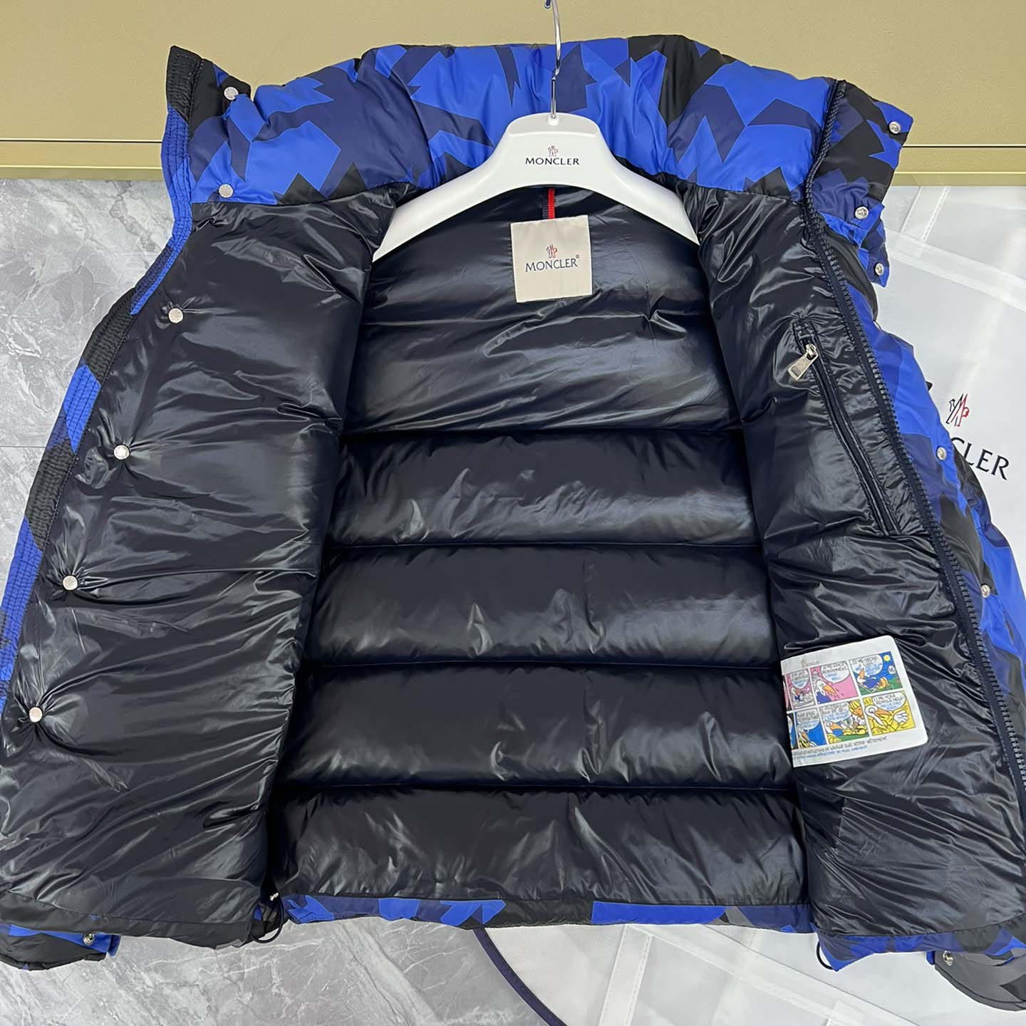 Moncler Mosa Padded Down Jacket - DesignerGu