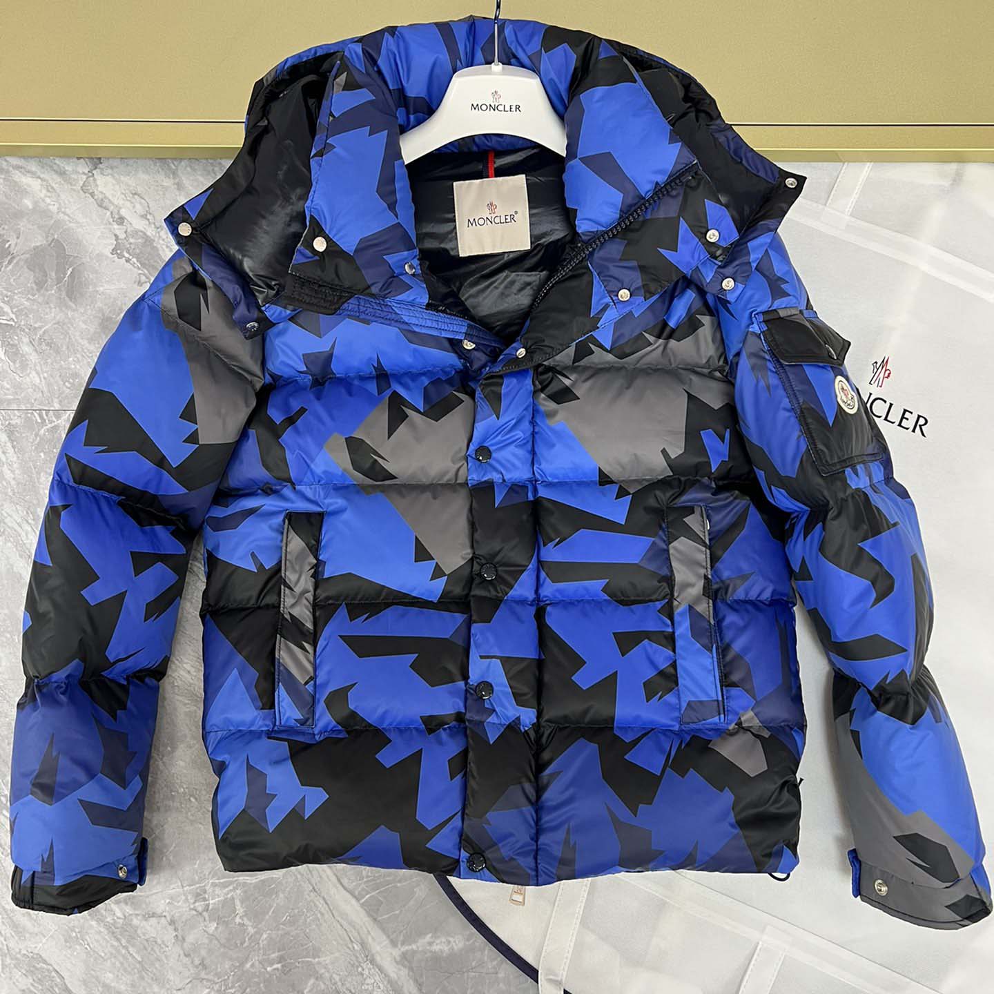 Moncler Mosa Padded Down Jacket - DesignerGu