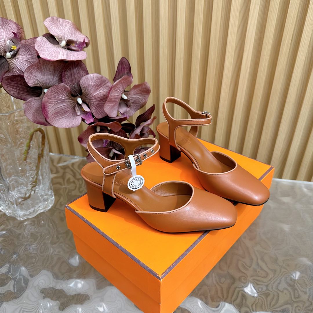 Hermes Kamilla 60 Pump - DesignerGu