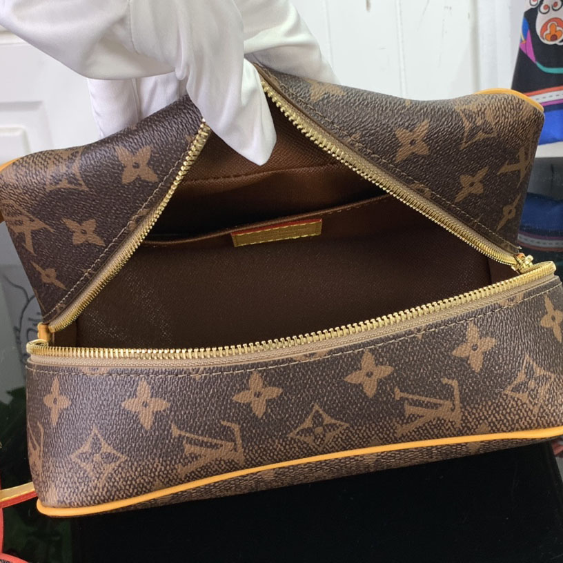 Louis Vuitton Locker Dopp Kit  M11765 - DesignerGu