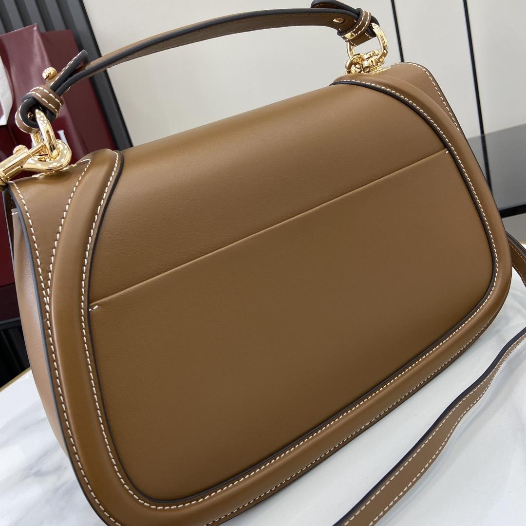 Gucci Blondie Medium Top Handle Bag - DesignerGu