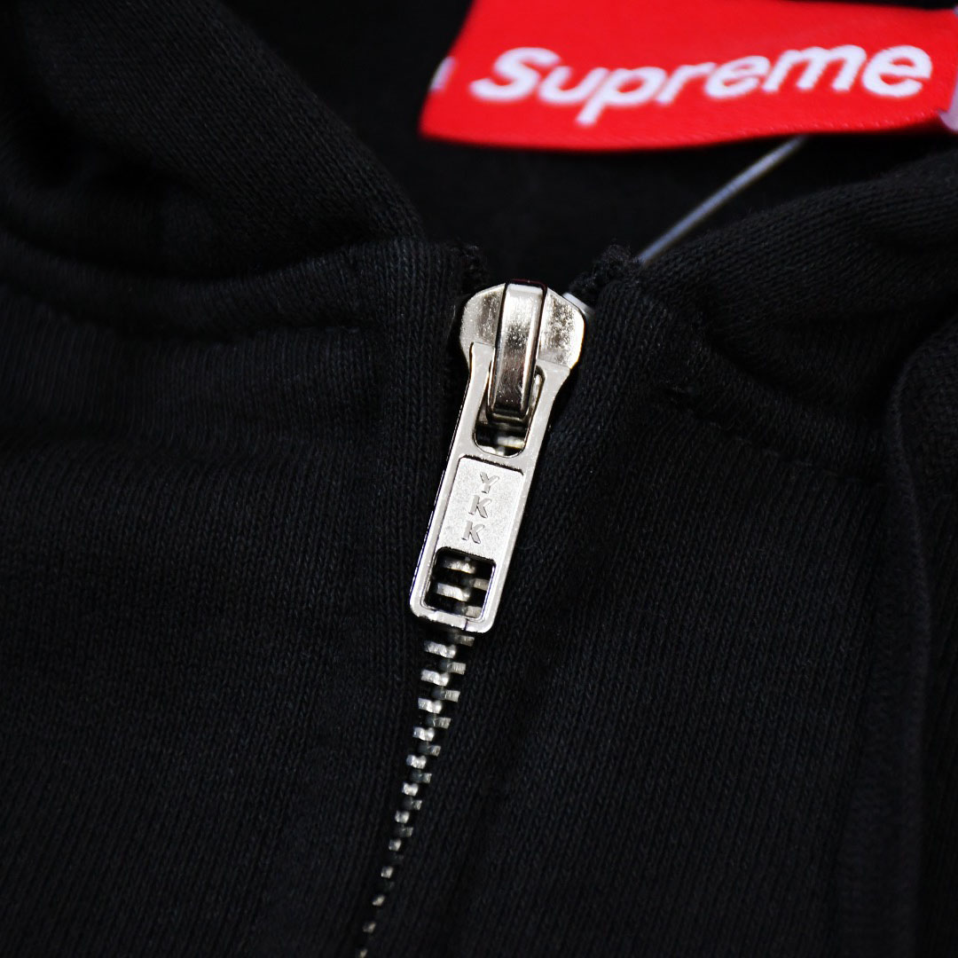 Supreme Thrasher® Zip Up Hooded Sweatshirt - DesignerGu