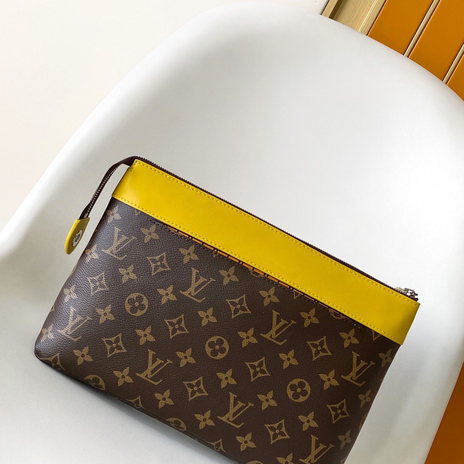 Louis Vuitton Pochette Voyage Souple    M13198 - DesignerGu