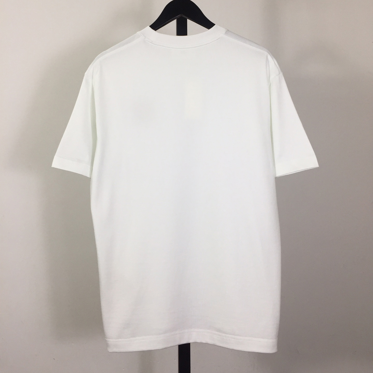 Amiri Logo T-Shirt - DesignerGu