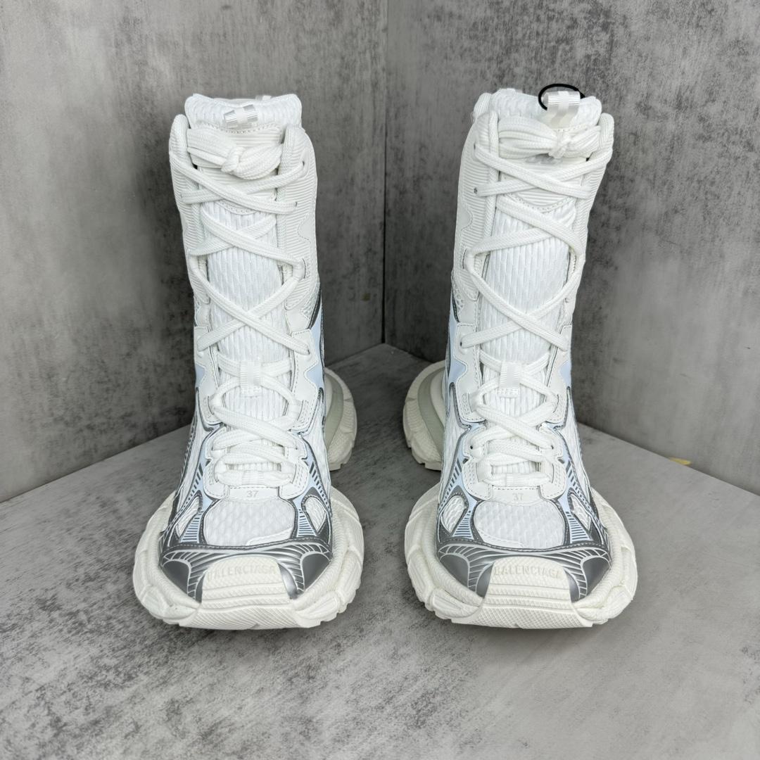 Balenciaga 5XL Sneaker  - DesignerGu