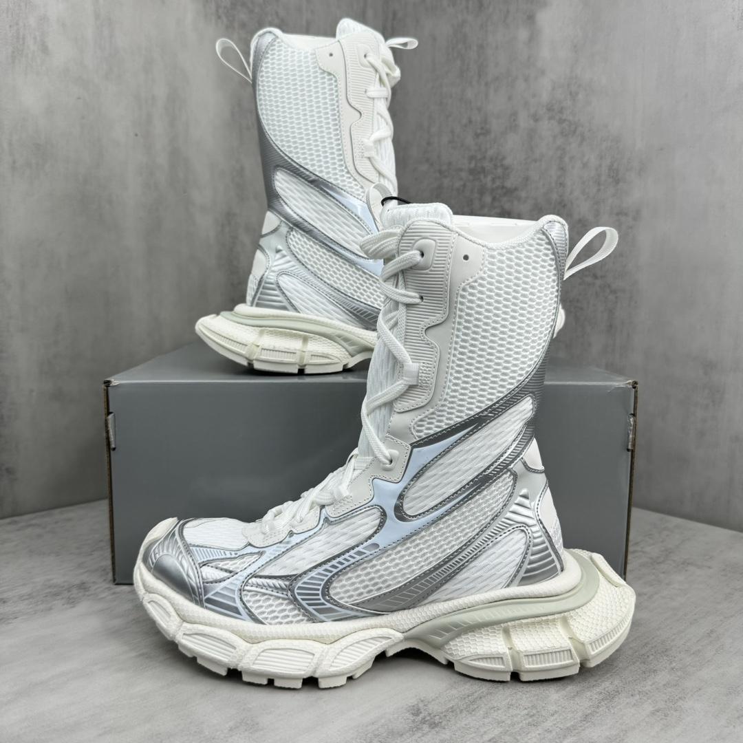 Balenciaga 5XL Sneaker  - DesignerGu