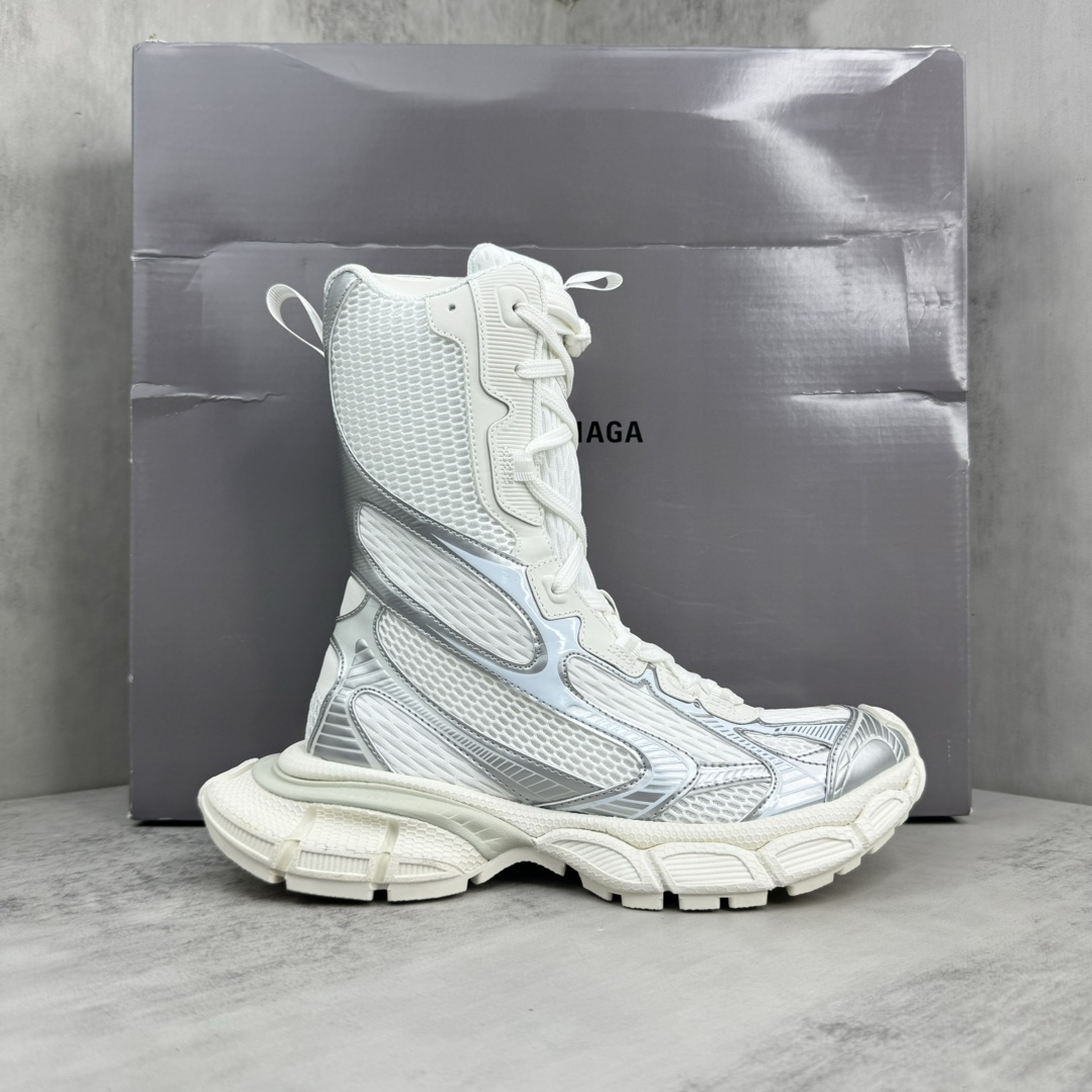 Balenciaga 5XL Sneaker  - DesignerGu