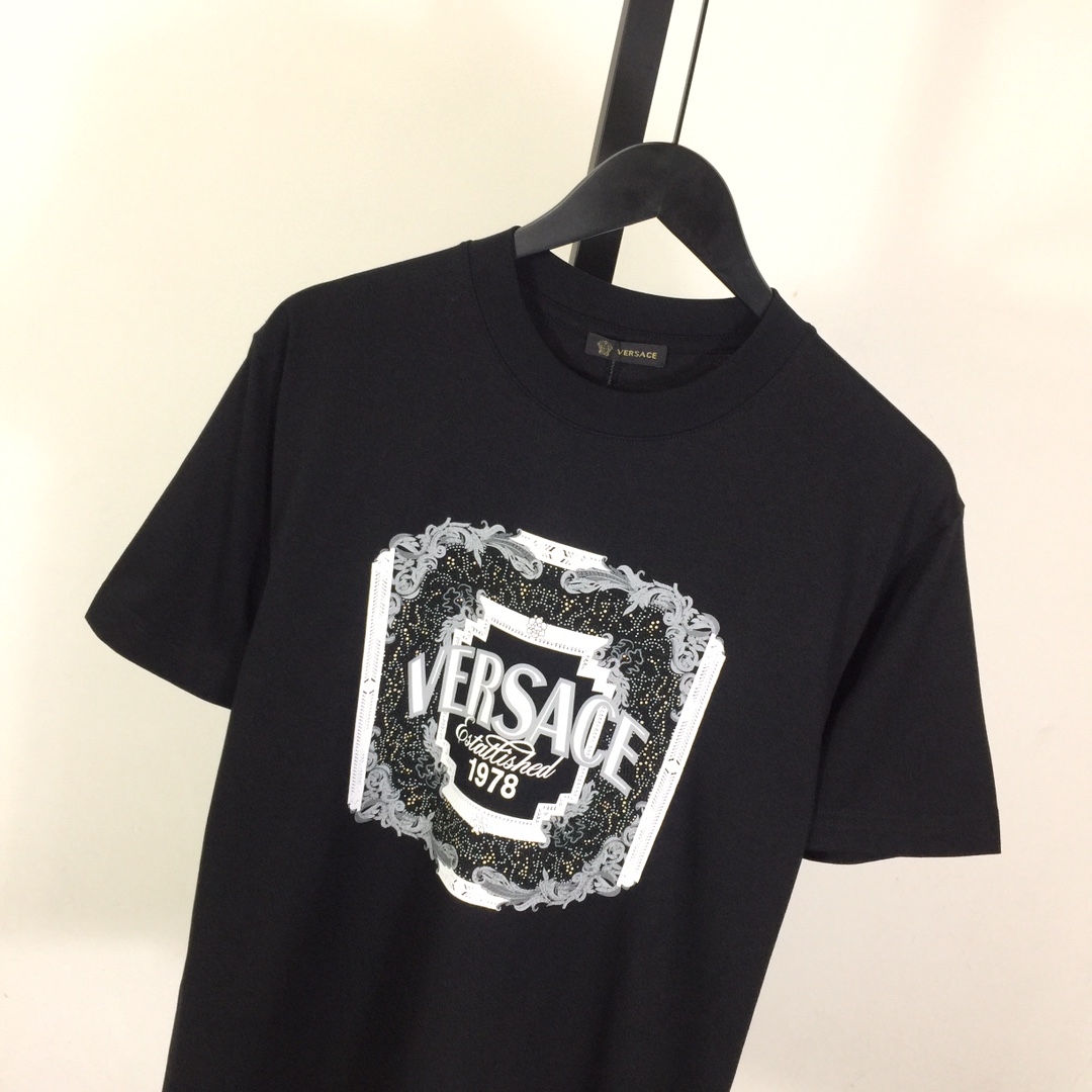 Versace Cotton T-shirt - DesignerGu