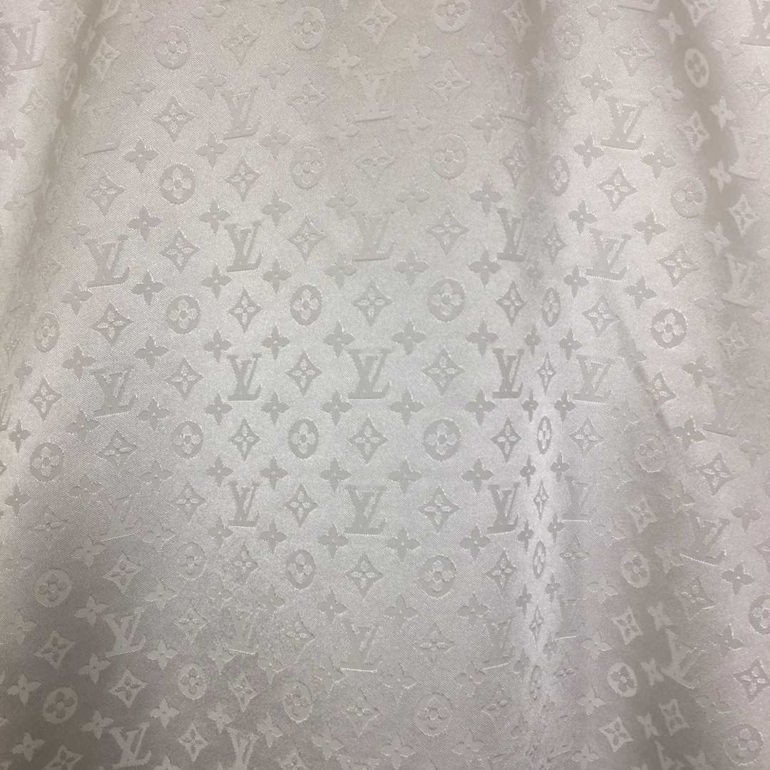 Louis Vuitton Monogram Long-Sleeved Silk Shirt   1AFJUE - DesignerGu