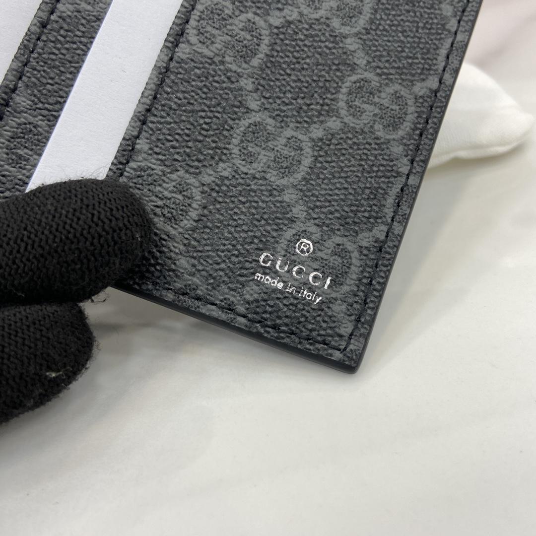 Gucci GG Emblem Bi-fold Embossed Wallet  - DesignerGu