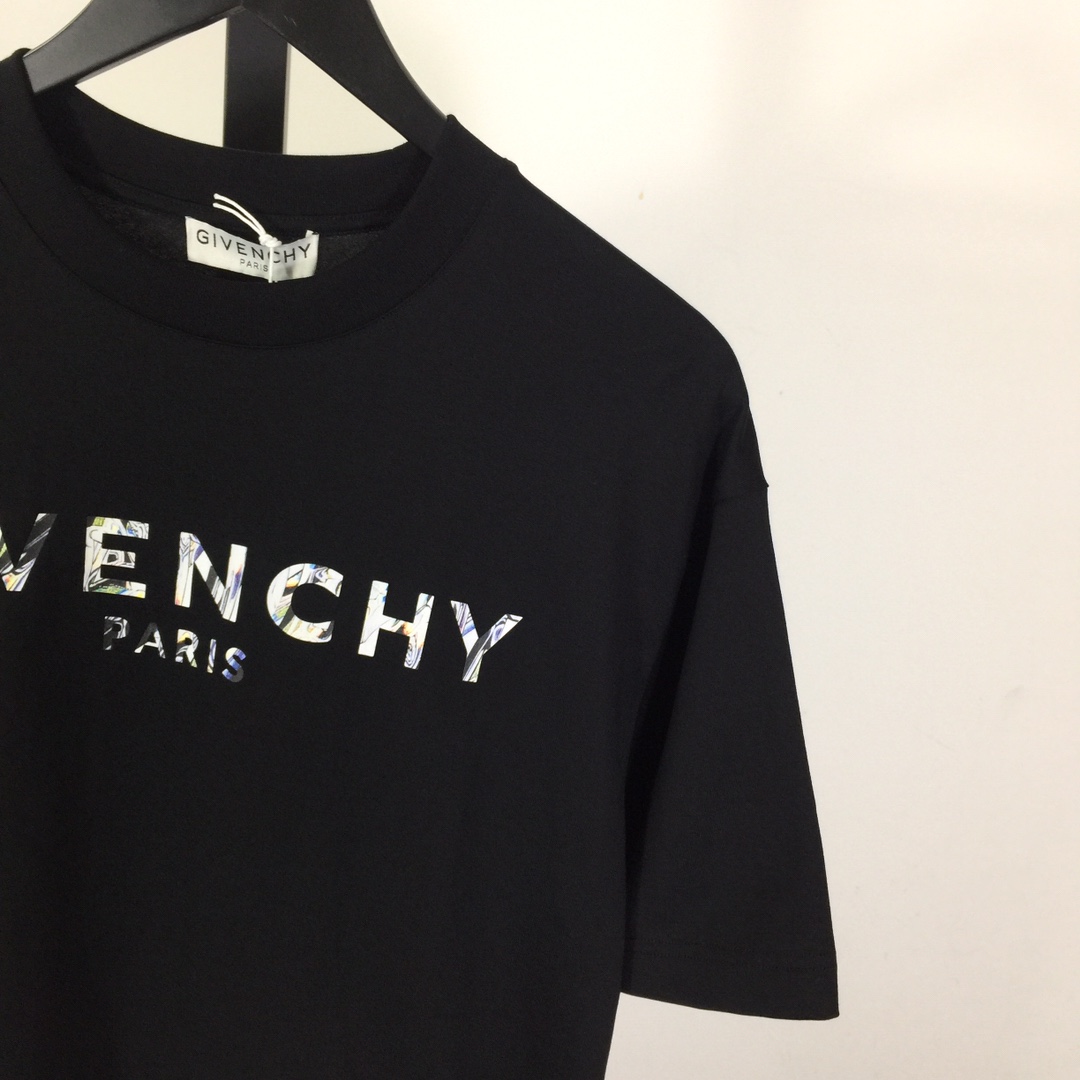 Givenchy Short-sleeved T-shirt In Cotton - DesignerGu