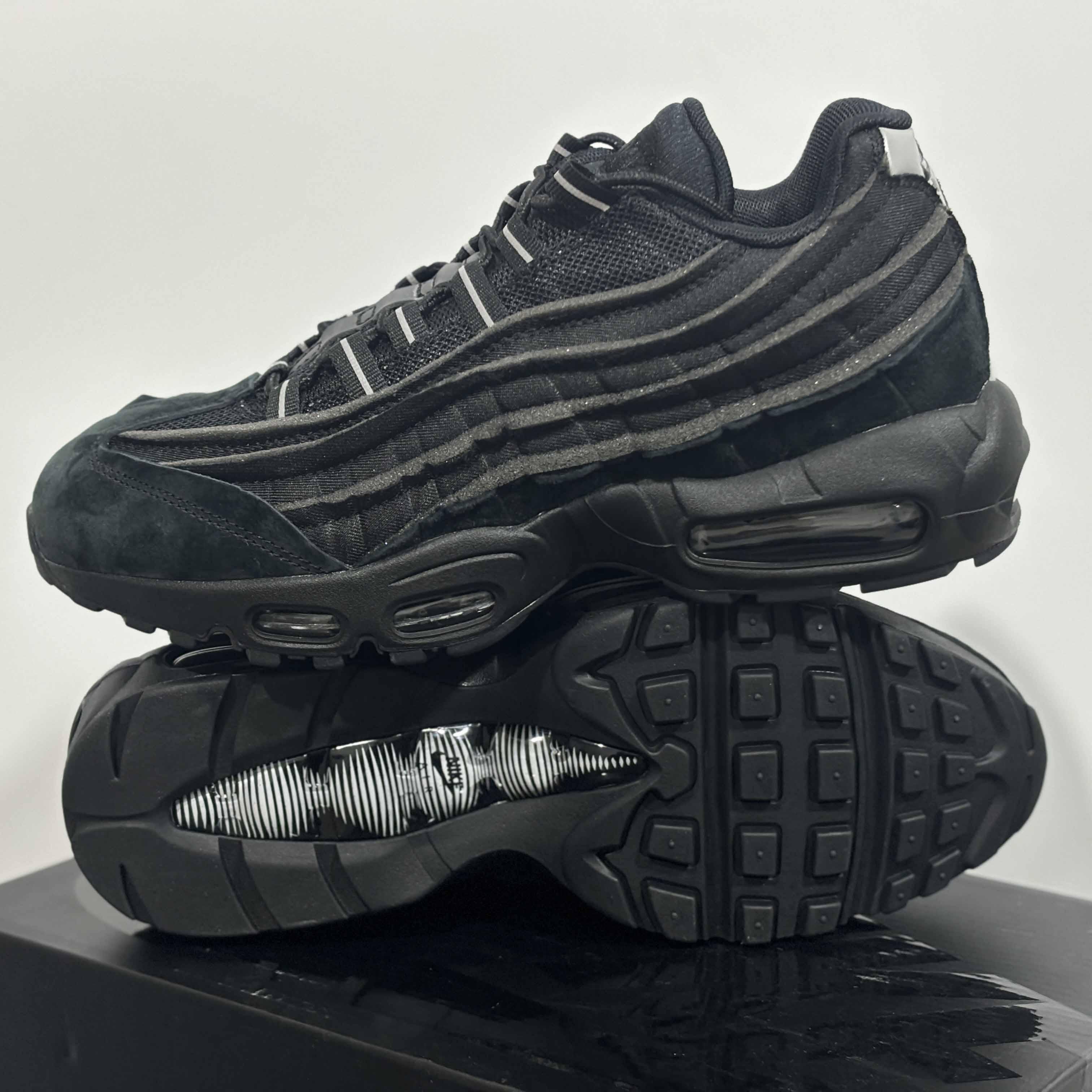 CDG X Nike Air Max 95 OG Sneaker    CU8406-001 - DesignerGu