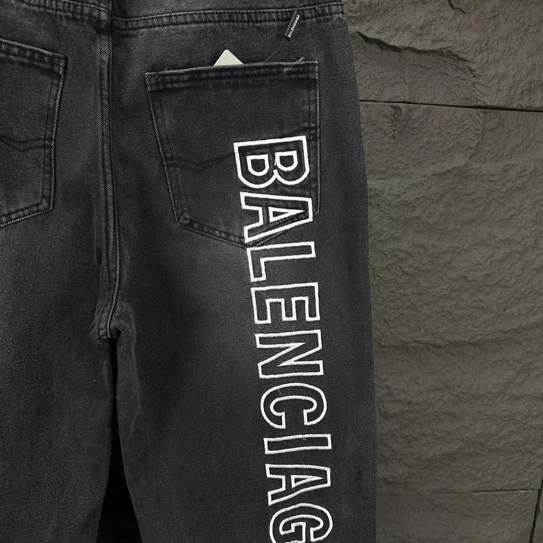 Balenciaga Baggy Jeans - DesignerGu