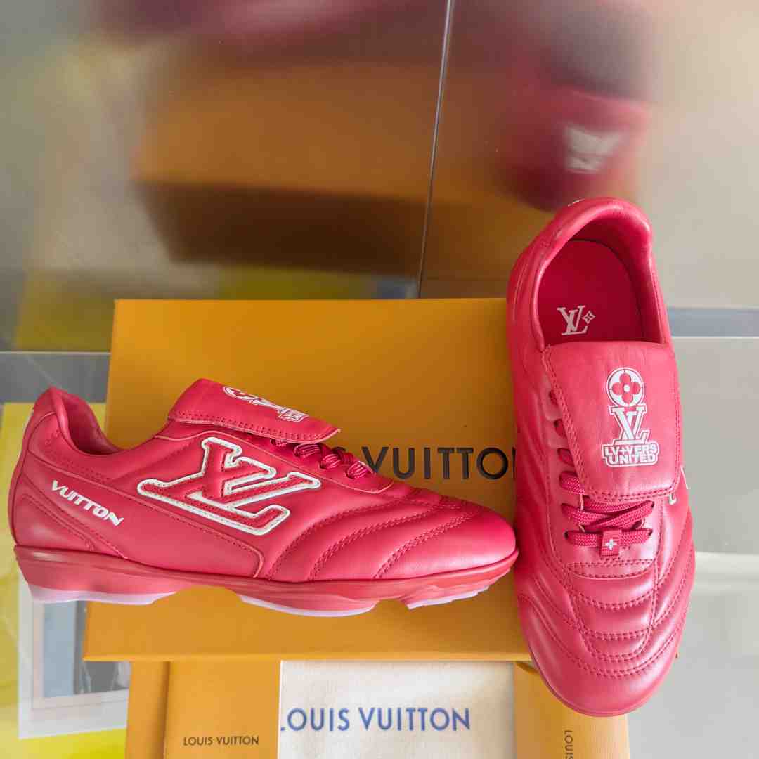 Louis Vuitton LV Footprint Soccer Sneaker   1AHDOR - DesignerGu