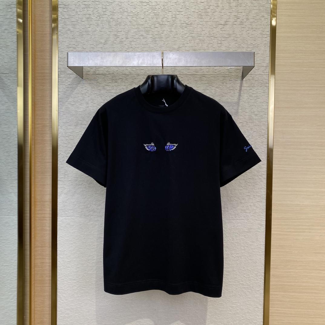 Givenchy T-shirt In Cotton With Cat Eye Embroidery - DesignerGu