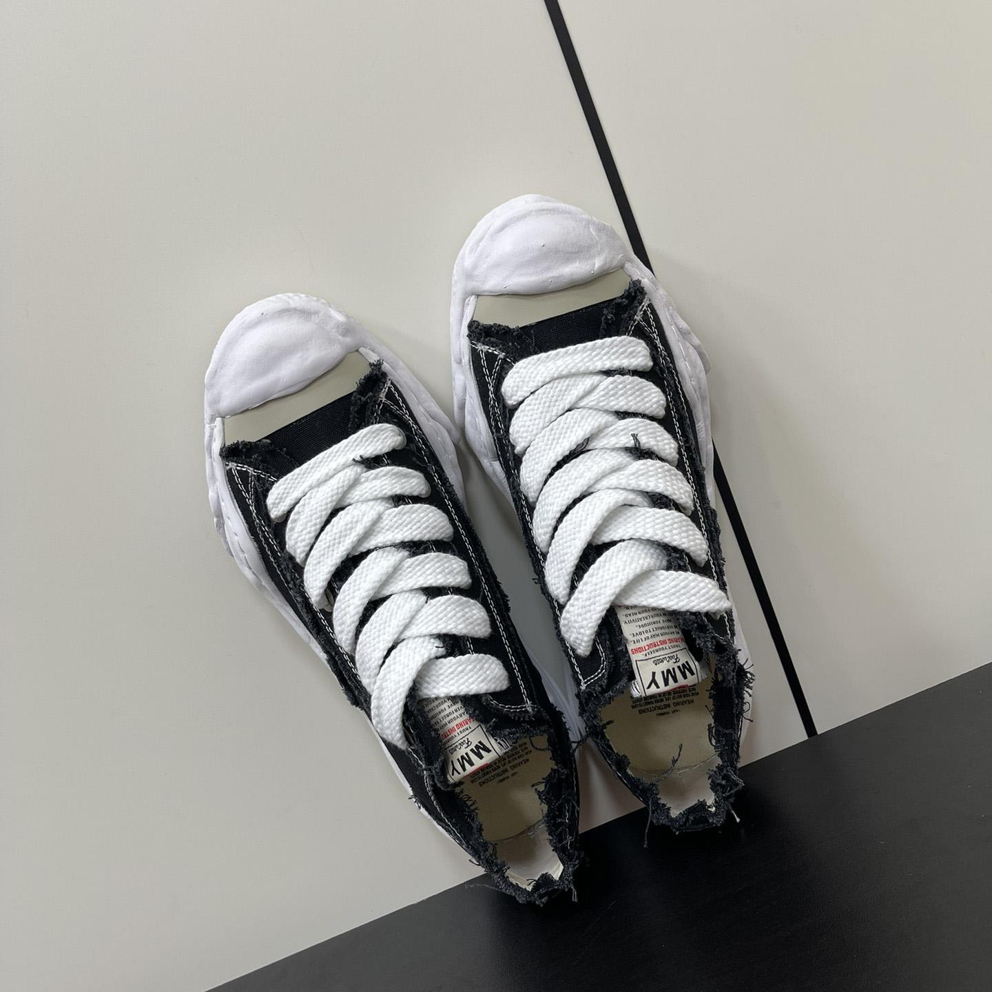 Maison Mihara Yasuhiro Low-Top Sneakers - DesignerGu