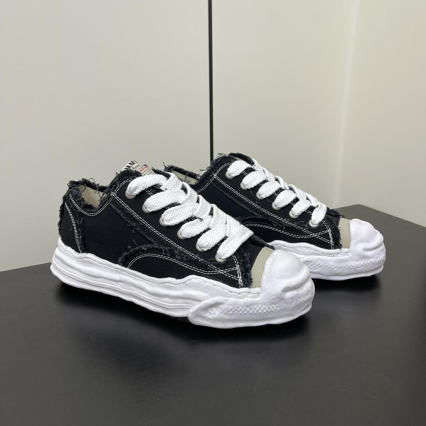 Maison Mihara Yasuhiro Low-Top Sneakers - DesignerGu