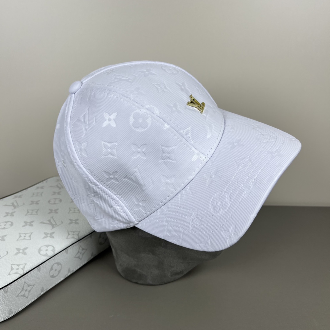 Louis Vuitton Monogram Cap - DesignerGu