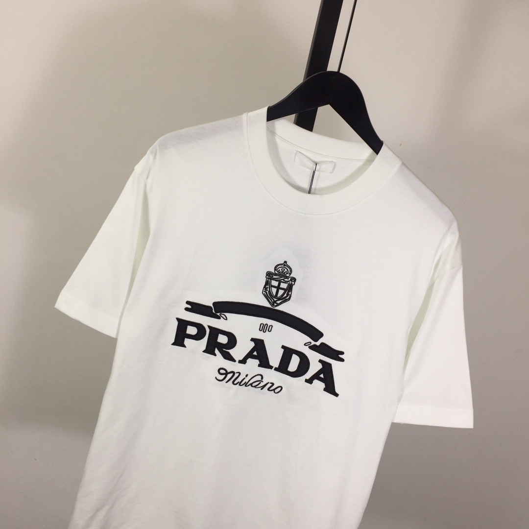 Prada Cotton T-Shirt - DesignerGu