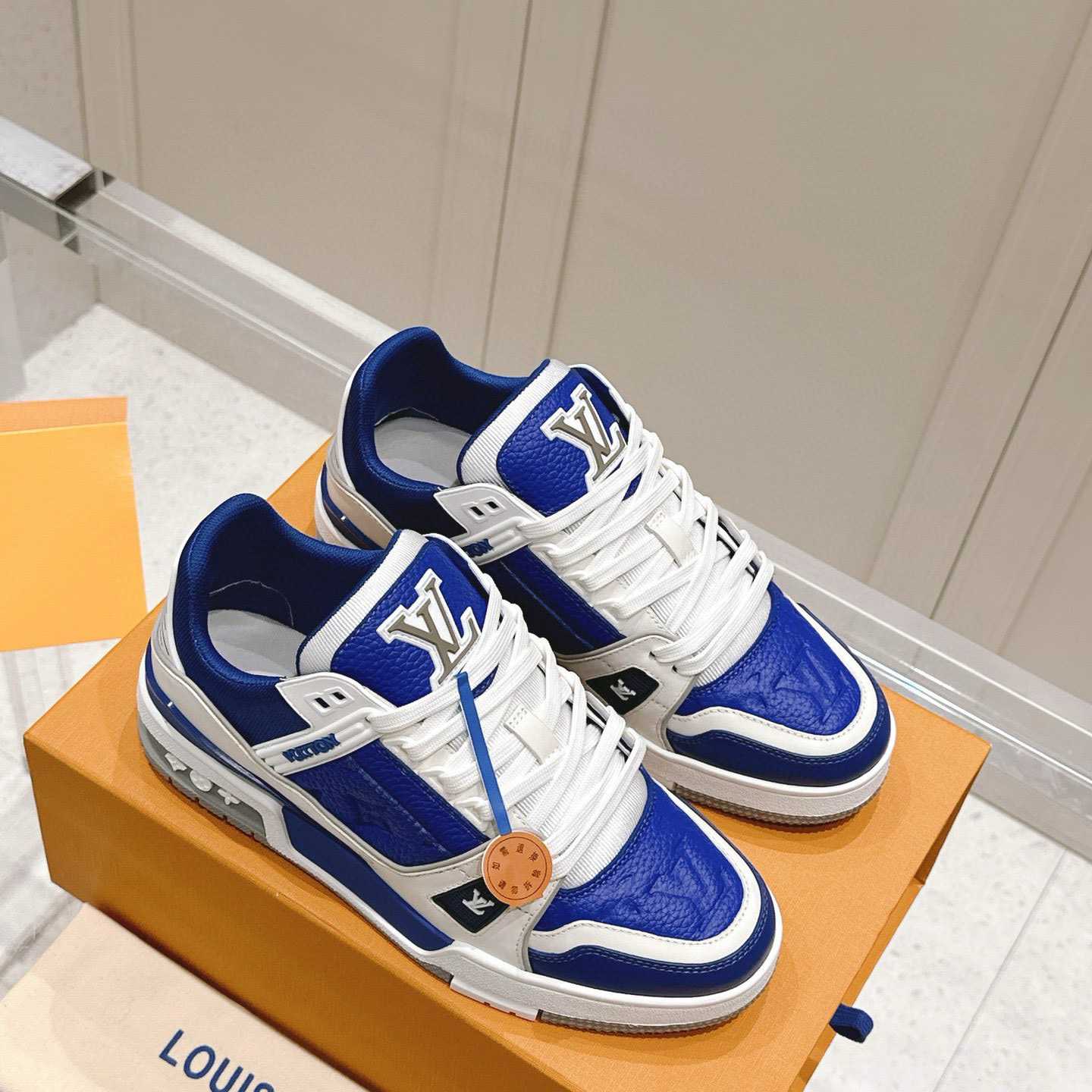 Louis Vuitton LV Trainer Sneaker  1ADHS0 - DesignerGu