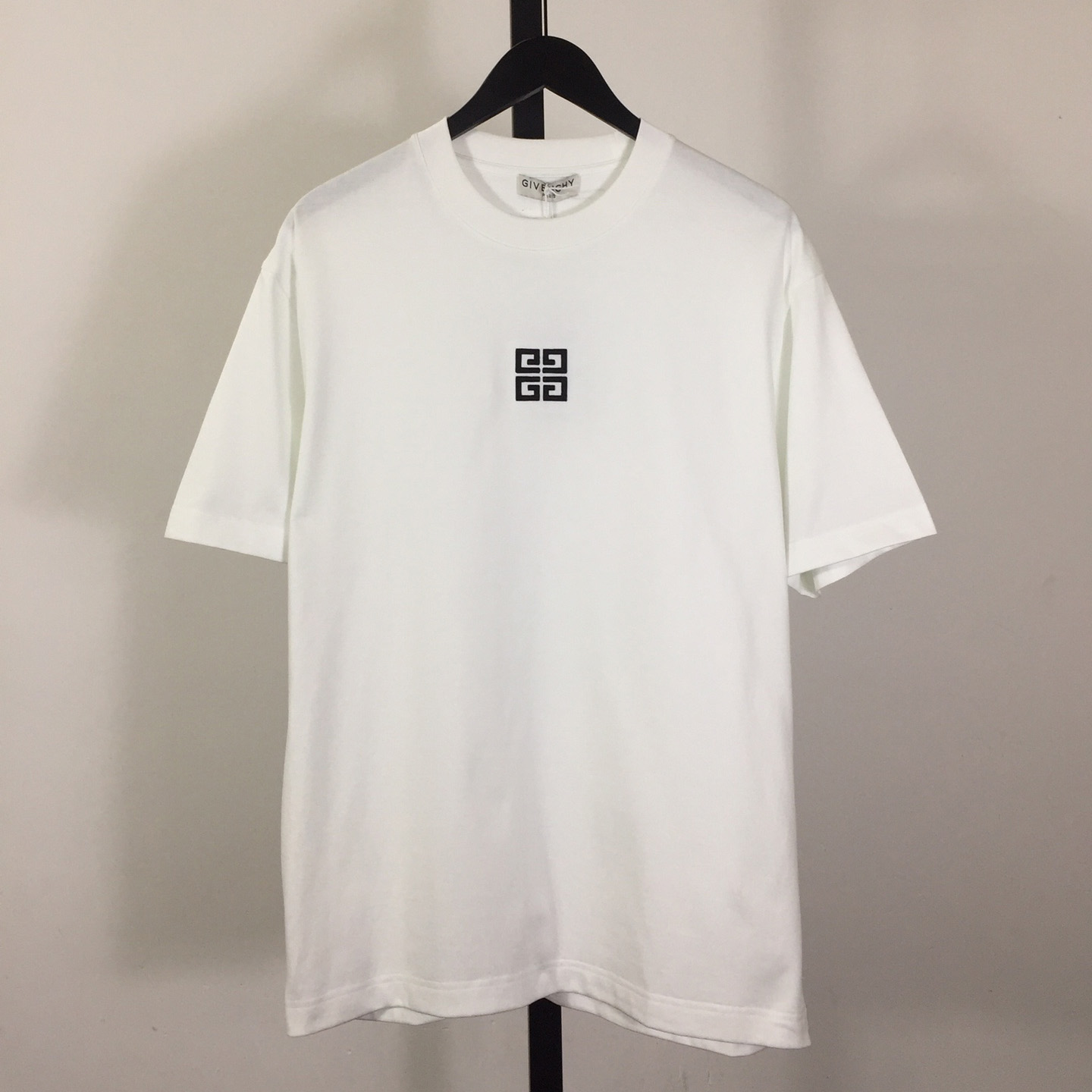 Givenchy 4G T-shirt In Cotton - DesignerGu