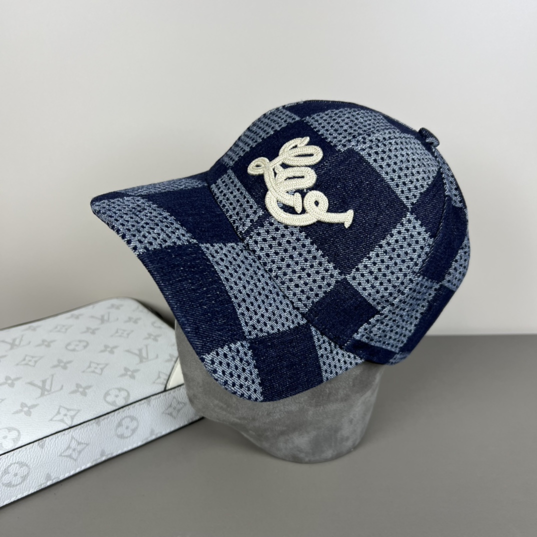 Louis Vuitton Damier 3D Denim Cap - DesignerGu