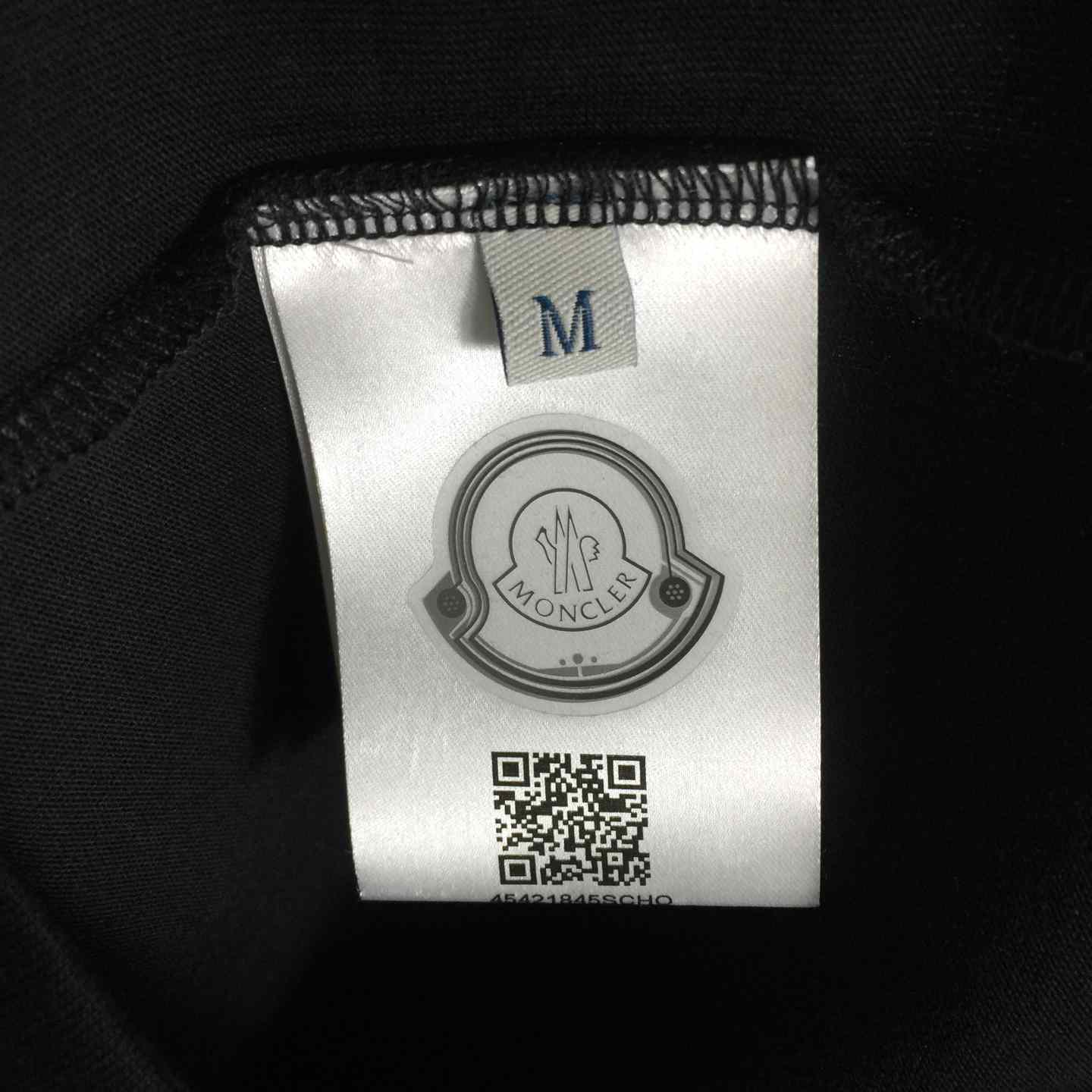 Moncler Logo Cotton T-shirt - DesignerGu