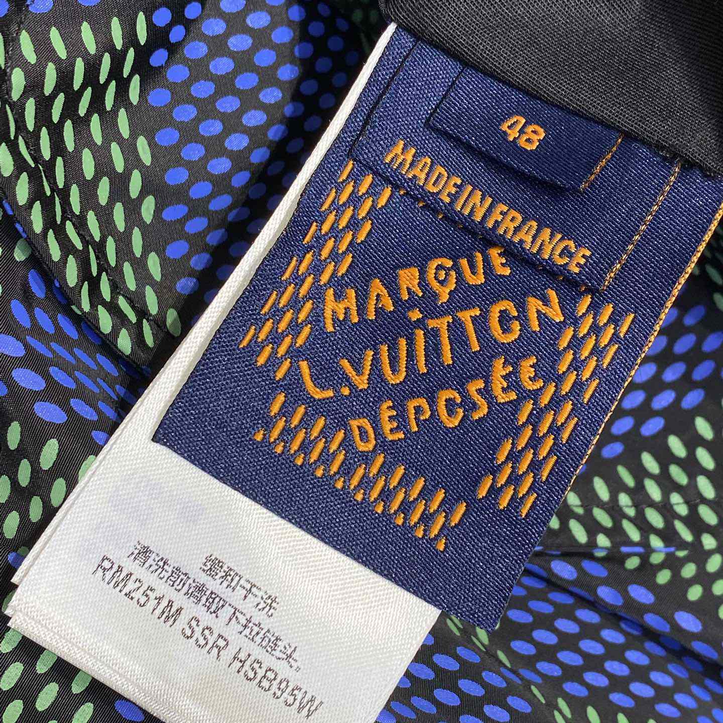 Louis Vuitton Damier Reversible Windbreaker   1AHBIS - DesignerGu