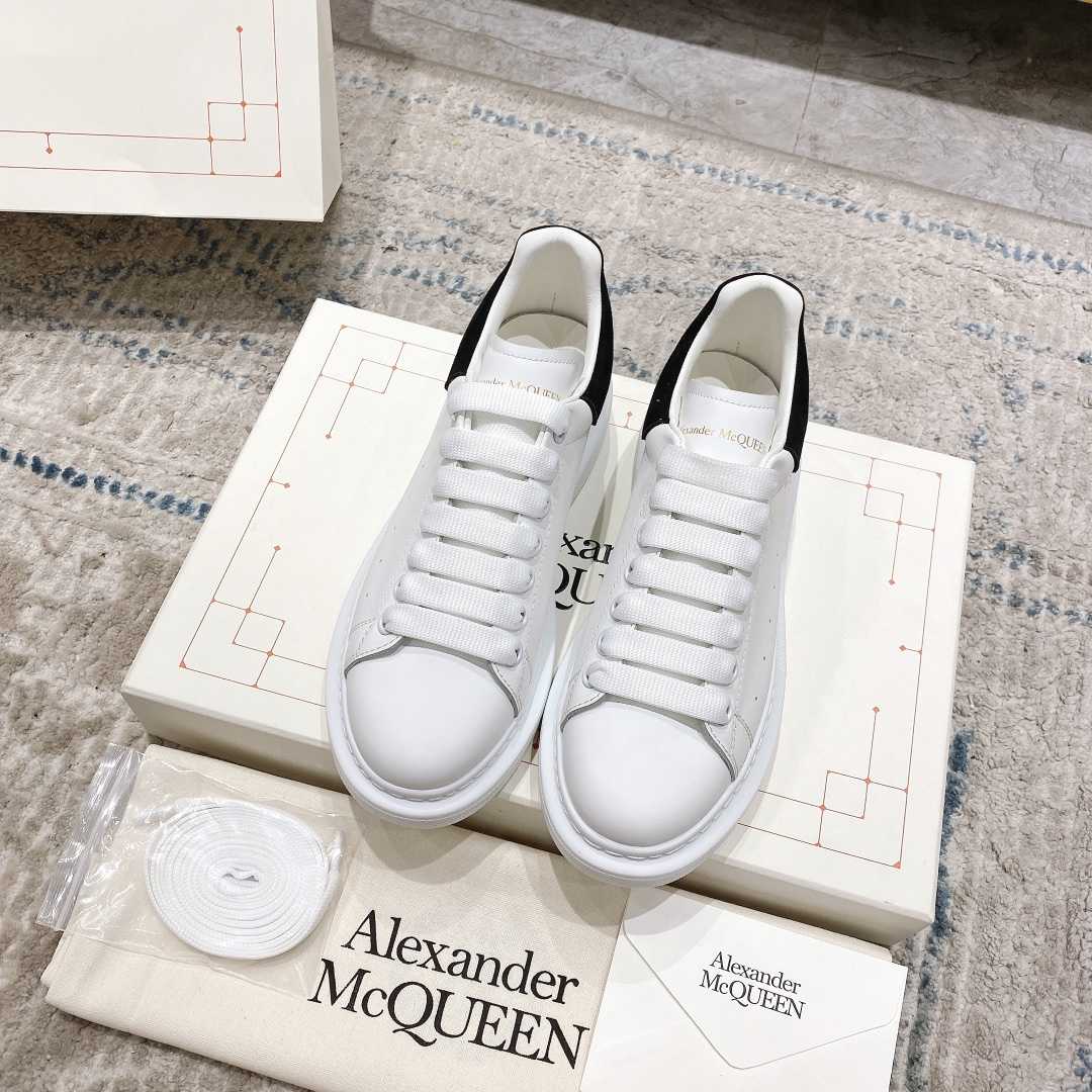 Alexander Mqueen Oversized Sneakers - DesignerGu