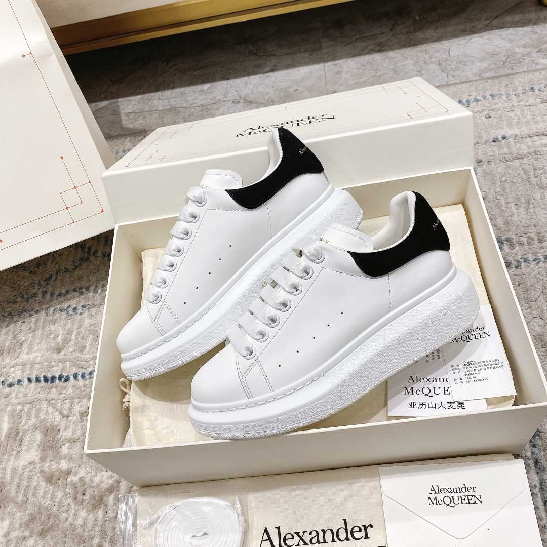 Alexander Mqueen Oversized Sneakers - DesignerGu